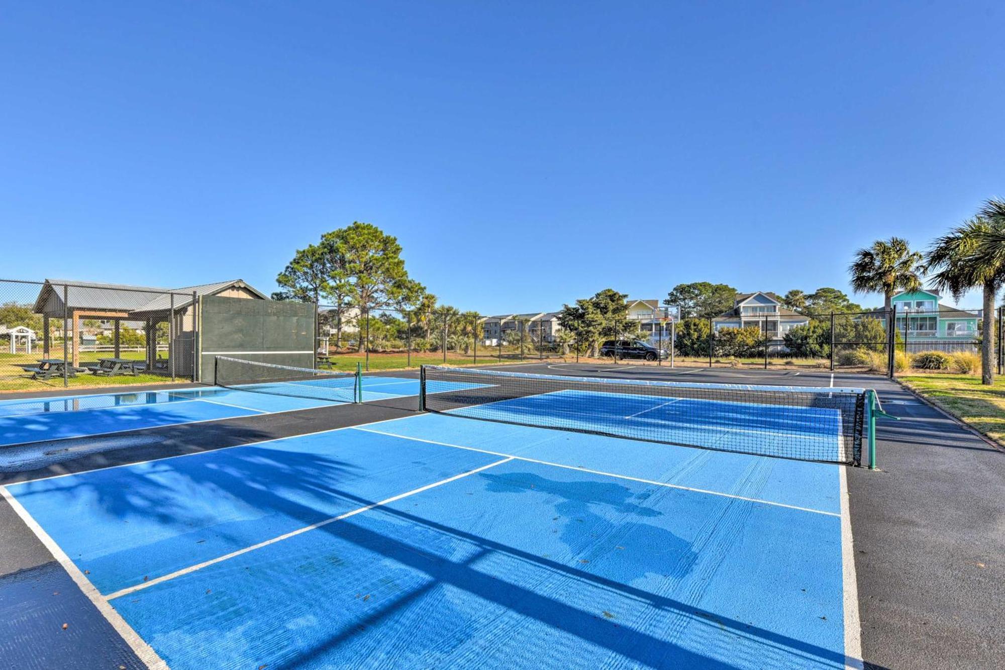 St Helena Island Condo With Pool And Beach Access! Oceanmarsh Subdivision Eksteriør billede